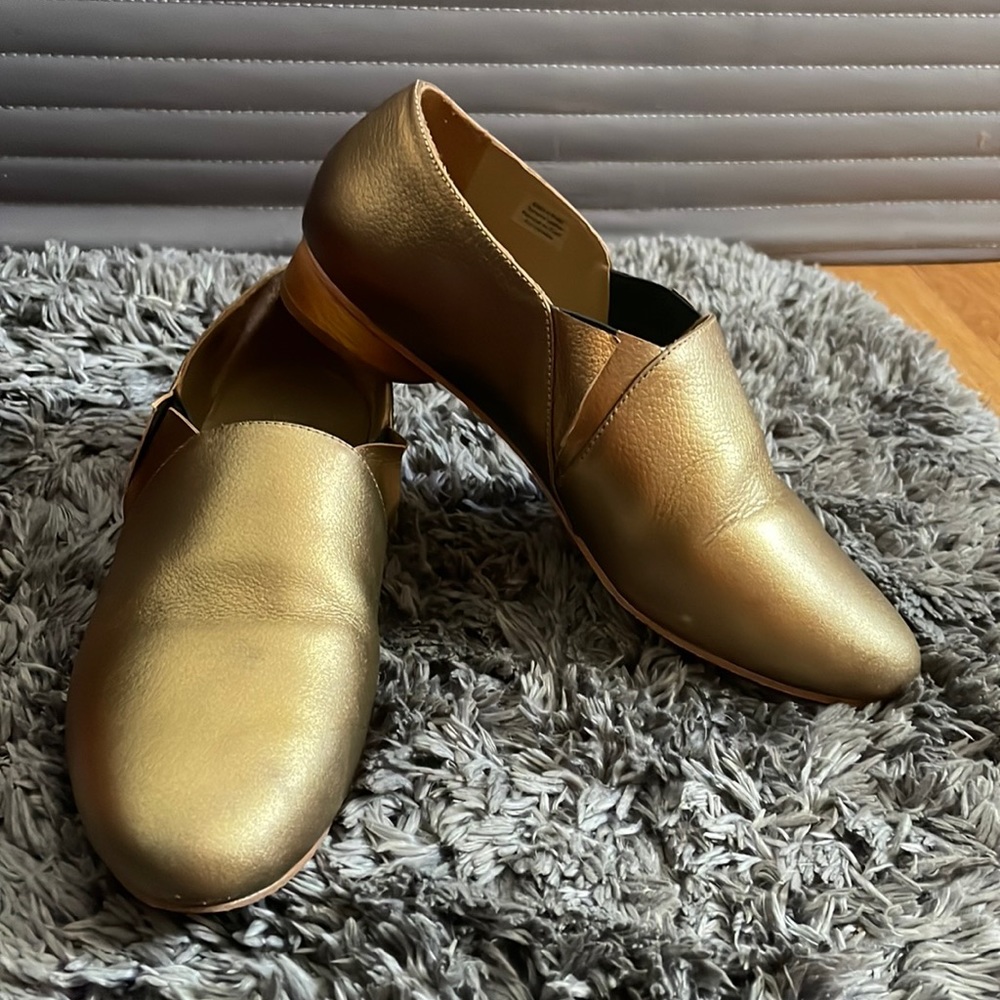 Nina Payne Gold Loafers with wooden heels
